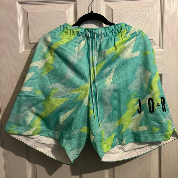 Jordan Men’s Set - Teal and Neon Yellow - Picture 8 of 11